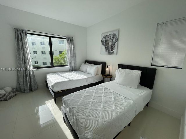 302 NW 11th Court 302, Florida City, FL 33034