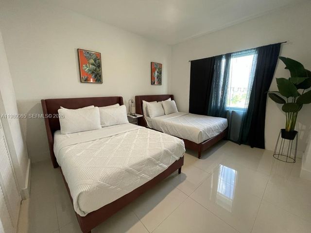 302 NW 11th Court 302, Florida City, FL 33034