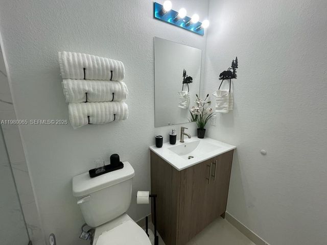 302 NW 11th Court 302, Florida City, FL 33034