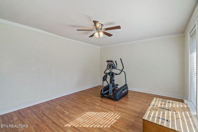 115 Lake Circle, Harriman, TN 37748