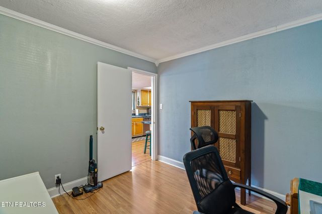 115 Lake Circle, Harriman, TN 37748