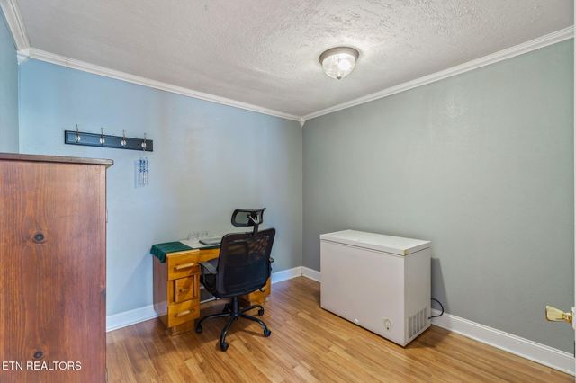 115 Lake Circle, Harriman, TN 37748