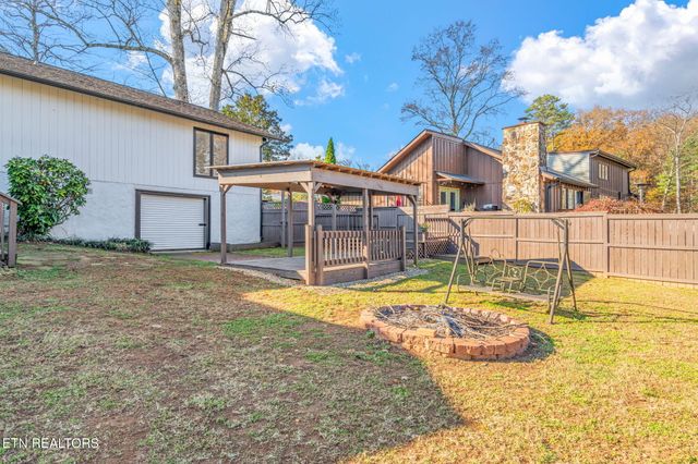 115 Lake Circle, Harriman, TN 37748