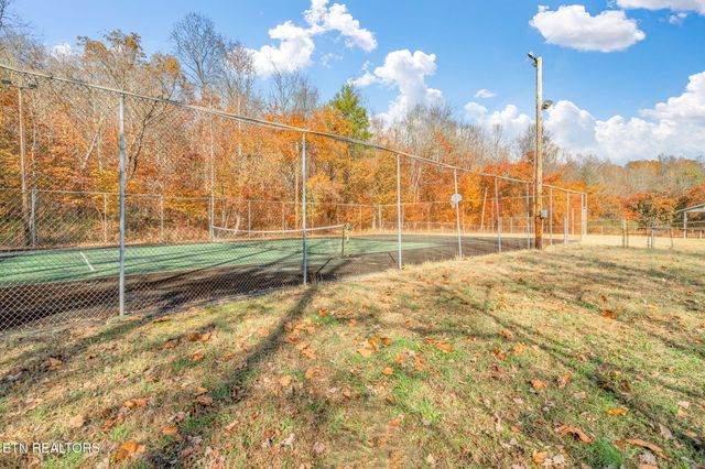 115 Lake Circle, Harriman, TN 37748