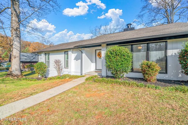 115 Lake Circle, Harriman, TN 37748