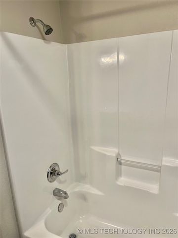 2163 Paradise Road, Kingston, OK 73439