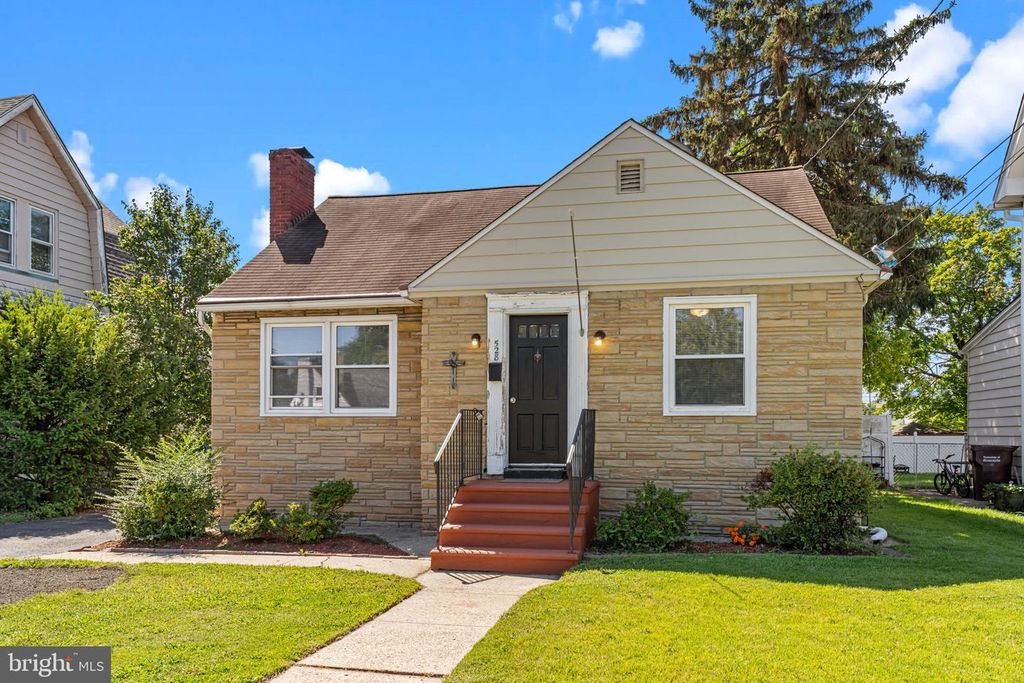 528 S FAIRVIEW ST, Riverside, NJ 08075