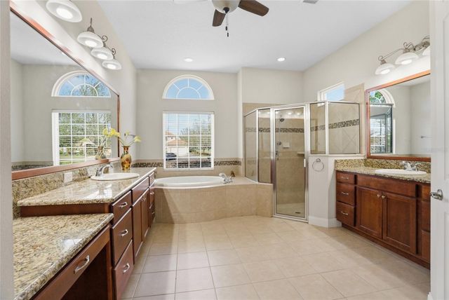 18002 BELLEZZA DRIVE, Orlando, FL 32820