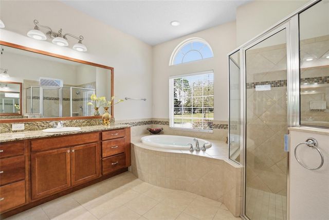 18002 BELLEZZA DRIVE, Orlando, FL 32820