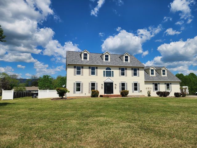231 Teel CT, Rocky Mount, VA 24151