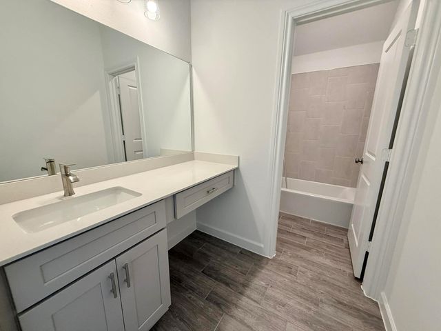 3811 Hermitage Dr, Katy, TX 77493