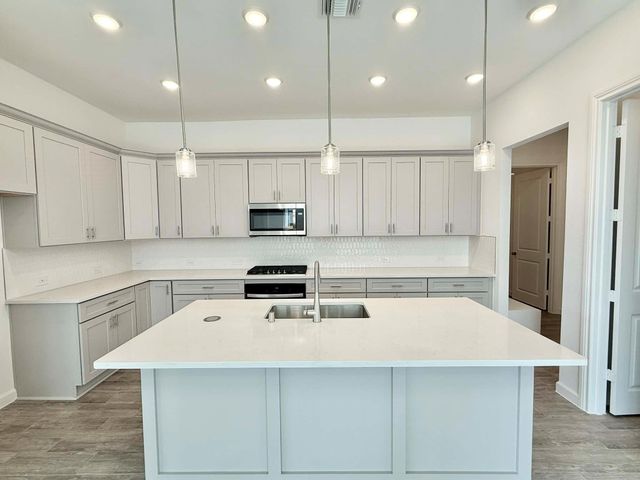 3811 Hermitage Dr, Katy, TX 77493