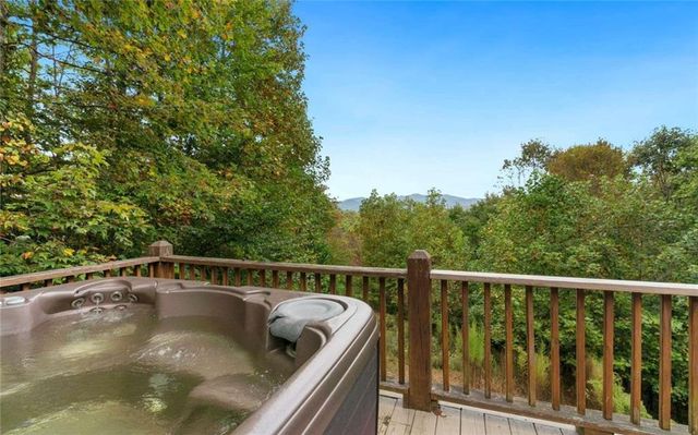 260 Mountain High Drive, Mineral Bluff, GA 30559