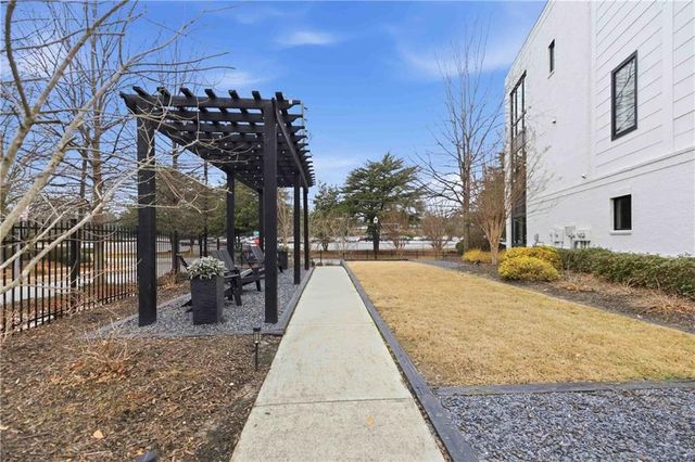 2520 Appleden NE Place 5, Atlanta, GA 30319