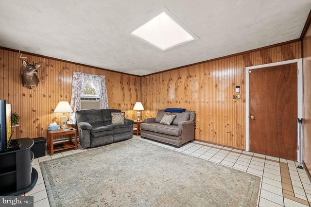 43 GLENVIEW RD, Glen Mills, PA 19342