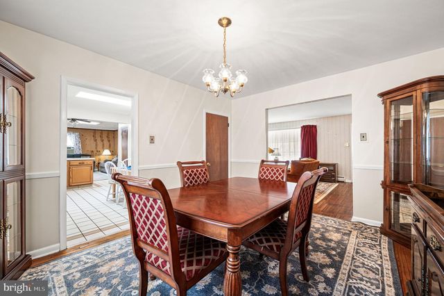 43 GLENVIEW RD, Glen Mills, PA 19342