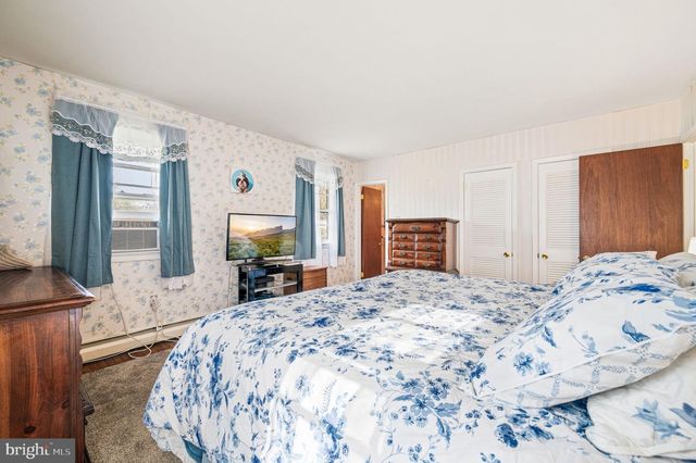 43 GLENVIEW RD, Glen Mills, PA 19342