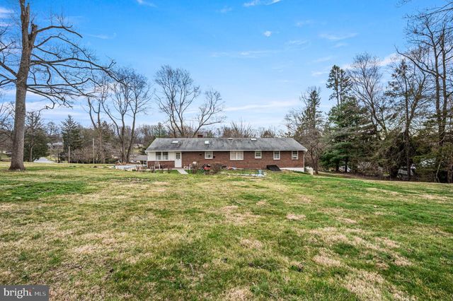 43 GLENVIEW RD, Glen Mills, PA 19342