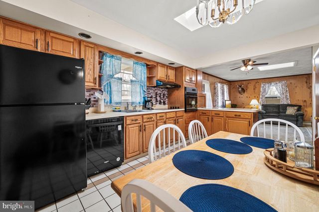 43 GLENVIEW RD, Glen Mills, PA 19342