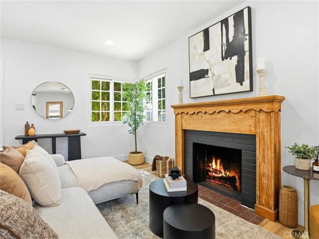 1741 N Rose Street, Burbank, CA 91505