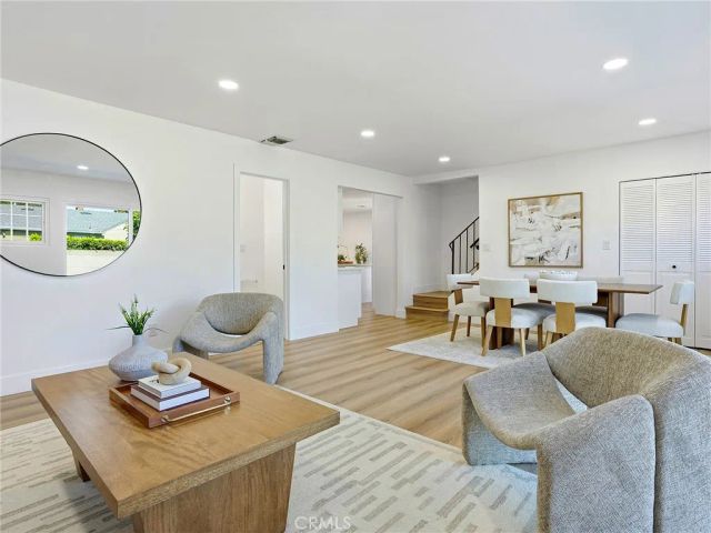 1741 N Rose Street, Burbank, CA 91505