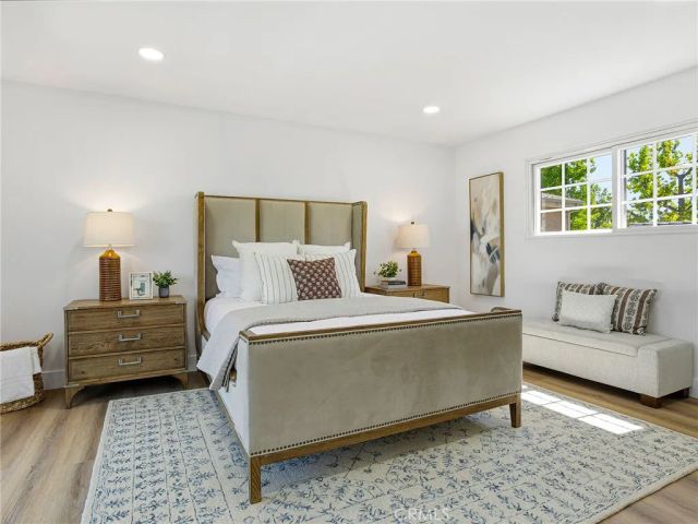 1741 N Rose Street, Burbank, CA 91505
