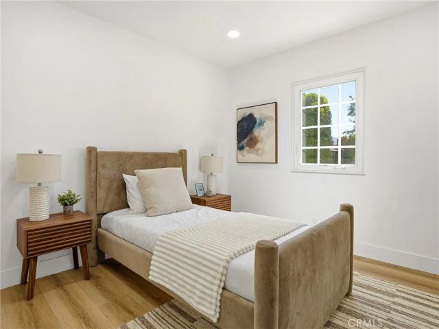 1741 N Rose Street, Burbank, CA 91505