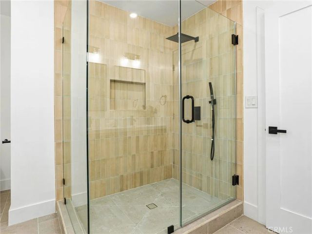 1741 N Rose Street, Burbank, CA 91505