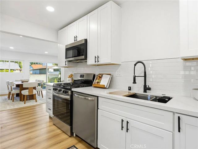 1741 N Rose Street, Burbank, CA 91505