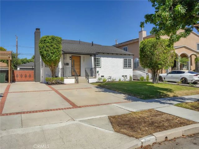 1741 N Rose Street, Burbank, CA 91505