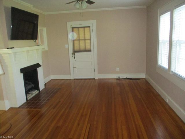 4236 Robertson Drive, Winston-salem, NC 27101