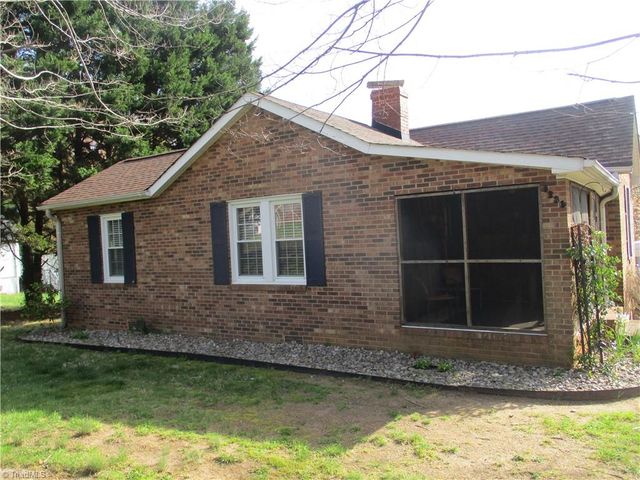 4236 Robertson Drive, Winston-salem, NC 27101