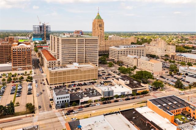 6513 Woodward Avenue, Detroit, MI 48202