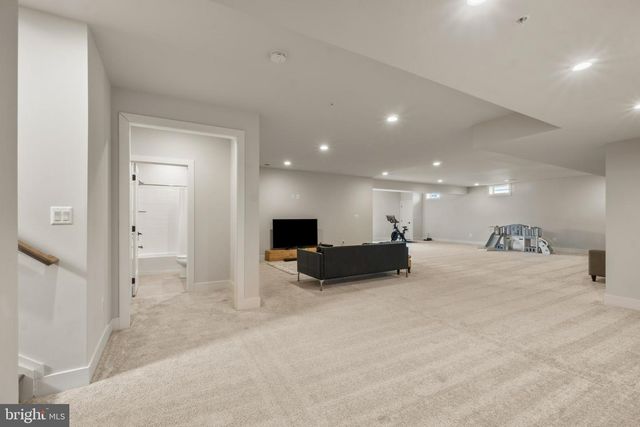 6045 BRICKER RD, Dayton, MD 21036