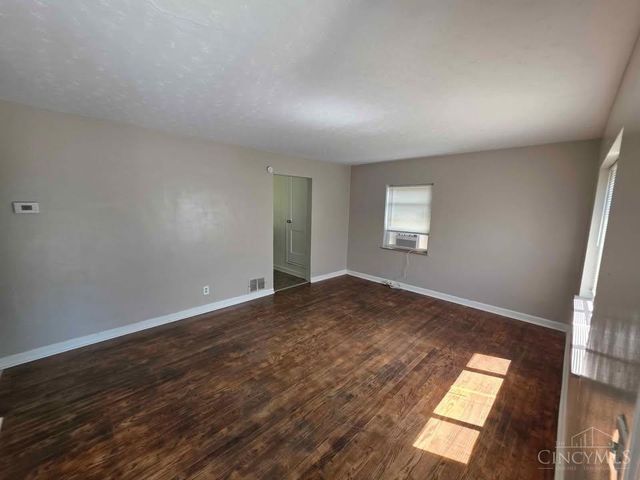 968 Delhi Avenue, Cincinnati, OH 45204