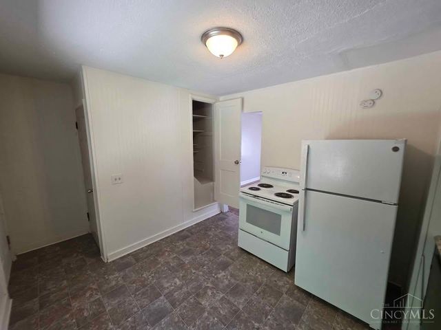 968 Delhi Avenue, Cincinnati, OH 45204