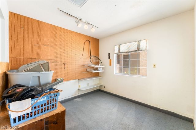 4013 Elkridge Drive, Las Vegas, NV 89129