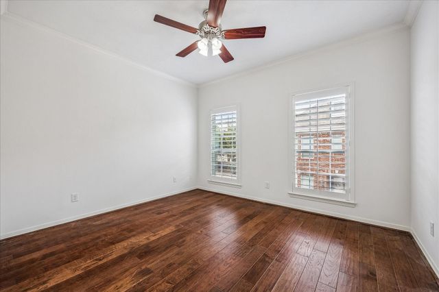 1523 Olive Garden, Houston, TX 77077