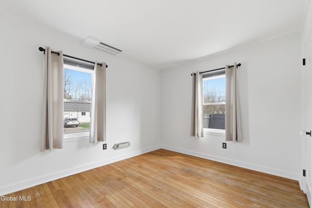 23 Thomas Street, Queensbury, NY 12804