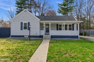 23 Thomas Street, Queensbury, NY 12804