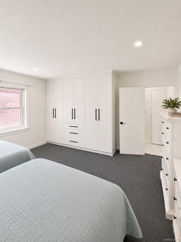553 CENTRAL Avenue 19B, Cedarhurst, NY 11516