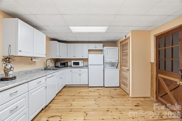 20 Mallard Court, Brevard, NC 28712
