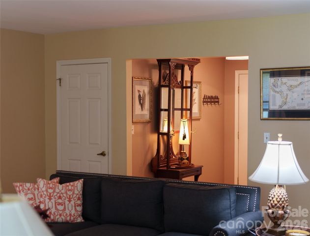 20 Mallard Court, Brevard, NC 28712