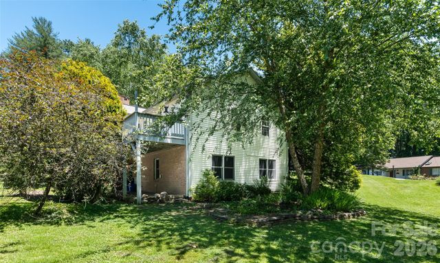 20 Mallard Court, Brevard, NC 28712