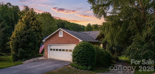 20 Mallard Court, Brevard, NC 28712