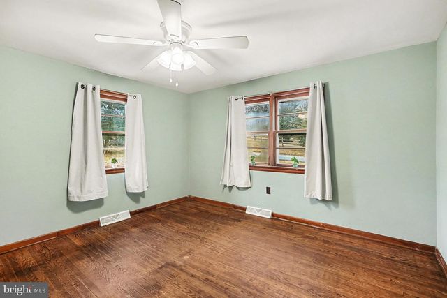 5010 BULL RD, Dover, PA 17315