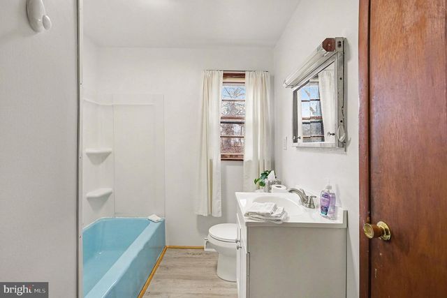 5010 BULL RD, Dover, PA 17315