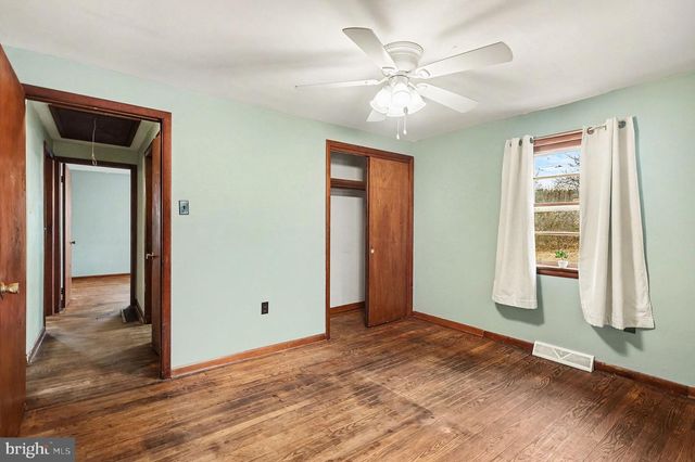 5010 BULL RD, Dover, PA 17315