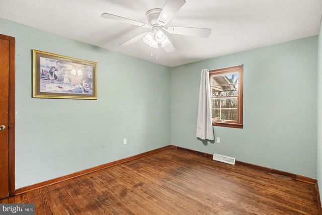 5010 BULL RD, Dover, PA 17315