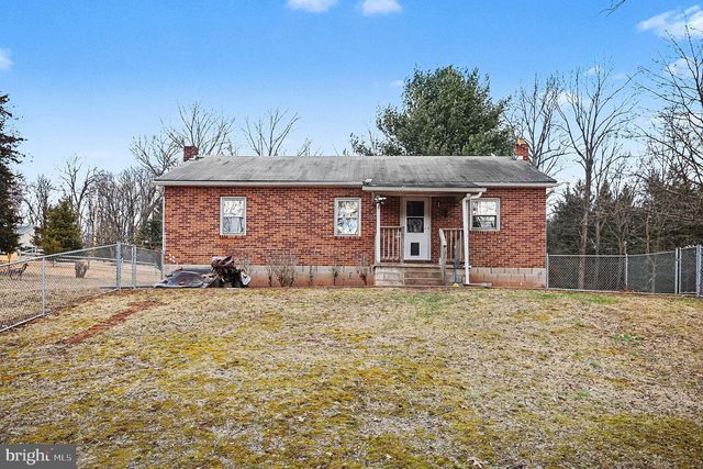 5010 BULL RD, Dover, PA 17315